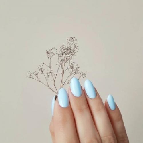 Черно-розовый маникюр миндаль: модные идеи для стильных ногтей 15