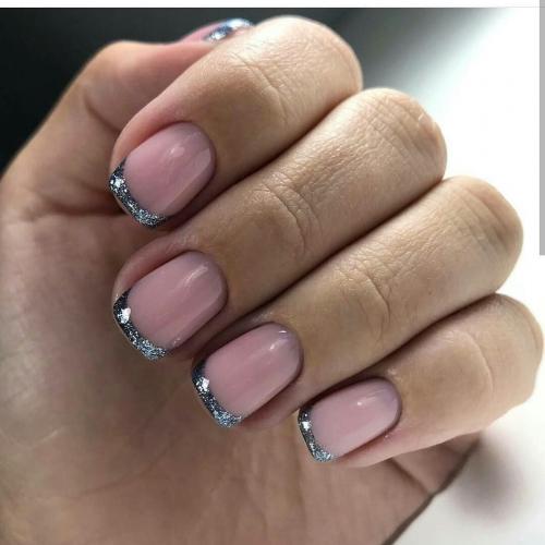 Почему Черный Френч на Розовой базе стал таким популярным в последнее время. Идеи розового френча