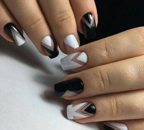 Подходит ли Черный Френч на Розовой базе для всех форм и длины ногтей. Идеи французского маникюра на квадратные ногти