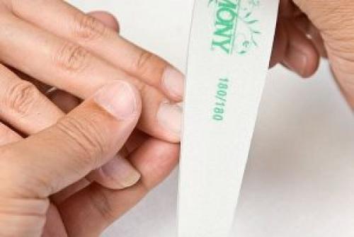 Что нужно для наращивания ногтей для начинающих. Этапы наращивания ногтей гелем на формах