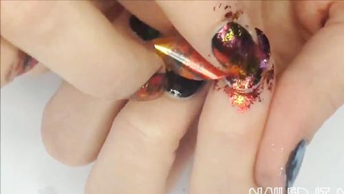 Какие бывают виды мягкой фольги для ногтевого искусства. Что потребуется