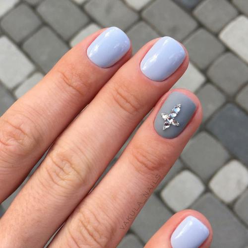 Какие оттенки лака лучше всего сочетаются с розовым платьем. Сочетание цветов и оттенков в маникюре к зеленому платью