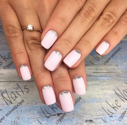 Можно ли использовать металлики на ногтях с розовым платьем. Розовый маникюр: идеи дизайна