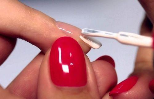 Почему трескается топ. Причины почему трескается покрытие гель-лака