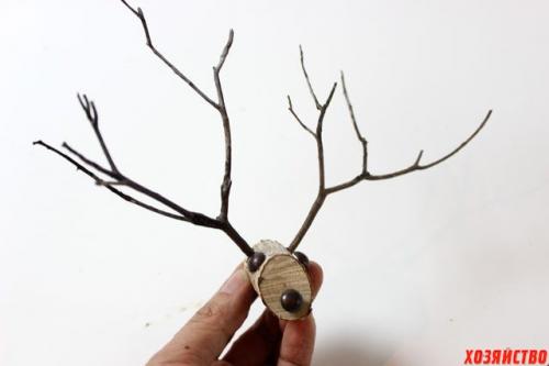 Как сделать рога из веток дерева. Сказочные олени из березовых веток к Новому году. Мастер-класс