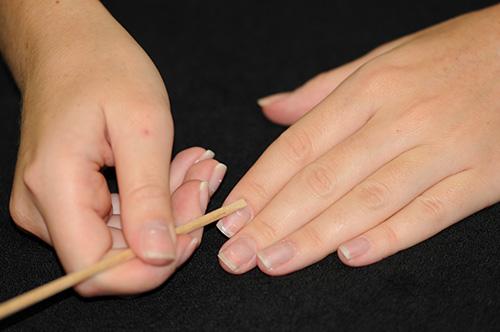 Как носить гель-лак безопасно. Красота без жертв. Как сделать гель-лак безопасным? 11