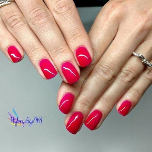 Какие цвета можно сочетать с малиновым в маникюре. Варианты малинового маникюра