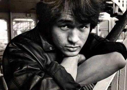 Не держитесь за длину и вялые хвостики. 13 острых цитат невероятной Фаины Раневской, которые должна прочитать каждая женщина 06 Не держитесь за длину и вялые хвостики. 13 острых цитат невероятной Фаины Раневской, которые должна прочитать каждая женщина 06