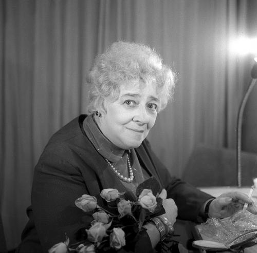 Не держитесь за длину и вялые хвостики. 13 острых цитат невероятной Фаины Раневской, которые должна прочитать каждая женщина