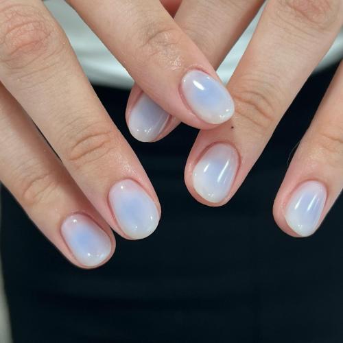 Красивый маникюр с корейскими иероглифами: как сделать дизайн на ногтях 18