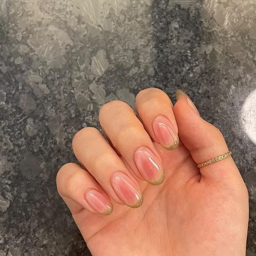 Красивый маникюр с корейскими иероглифами: как сделать дизайн на ногтях 14