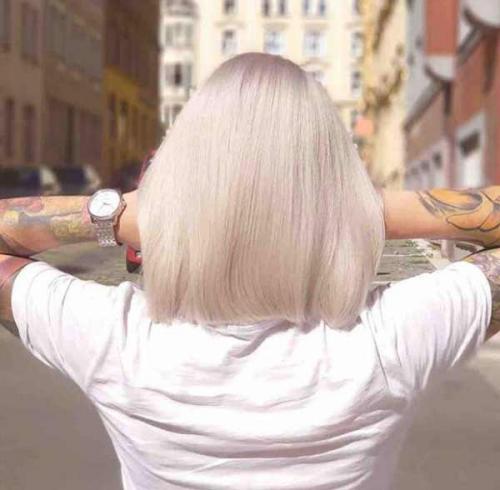 Практичная стрижка на средние волосы без укладки. Самые классные стрижки на средние волосы без укладки: фото