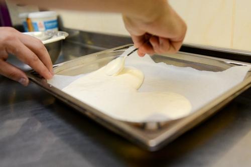 Если нет пергамента и фольги. Чем заменить пергамент