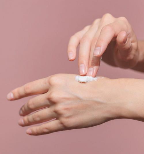 Уход за руками: как справиться с проблемами кожи 01 Уход за руками: как справиться с проблемами кожи 01