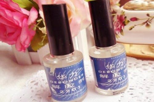 Чем заменить клей для ногтей. Клей для маникюра. Ремонтируем ногти 11