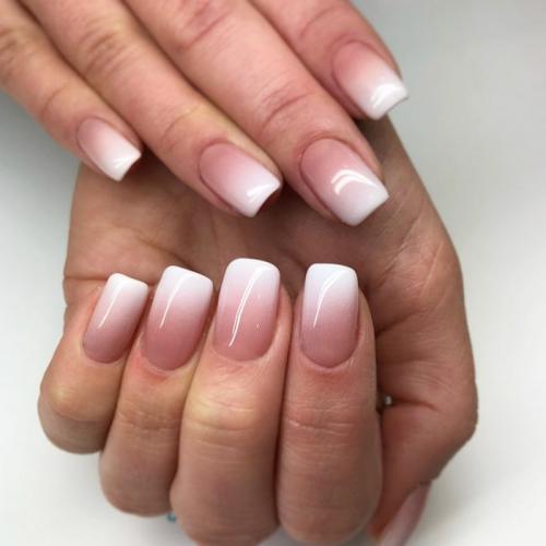 Маникюр на квадратные ногти френч. Квадратный френч на ногтях и новинки дизайна 2022 года