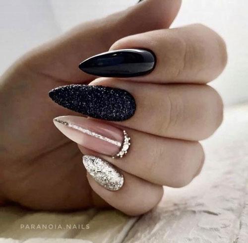 Красивый маникюр на новый год 2022. Модные цвета новогоднего маникюра 2022