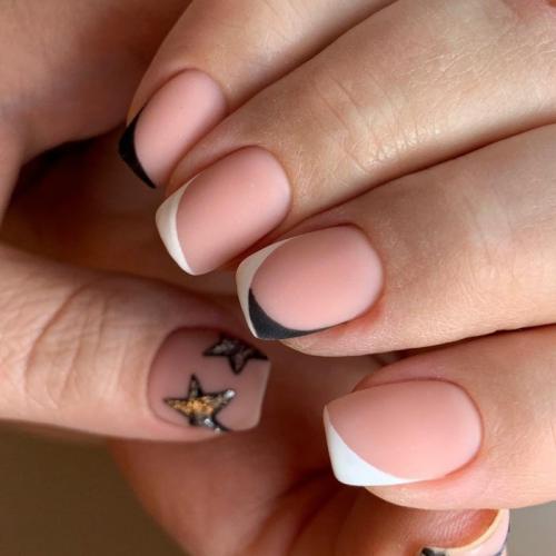 Французский маникюр 2022 на квадратные ногти. Квадратный френч на ногтях и новинки дизайна 2022 года