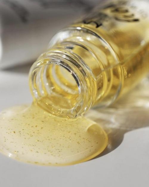 Как правильно применять светлые и темные тональные средства для контуринга. Важно знать: как наносить тональный крем?