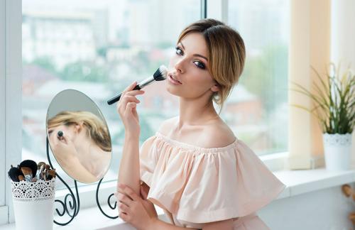 Как выбрать подходящий тон для макияжа, чтобы сделать лицо более выразительным. Без фильтров: как создать идеальный цвет лица