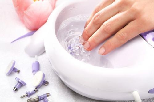 Увлекательный маникюр в домашних условиях: простой способ сделать свои ногти красивыми 02