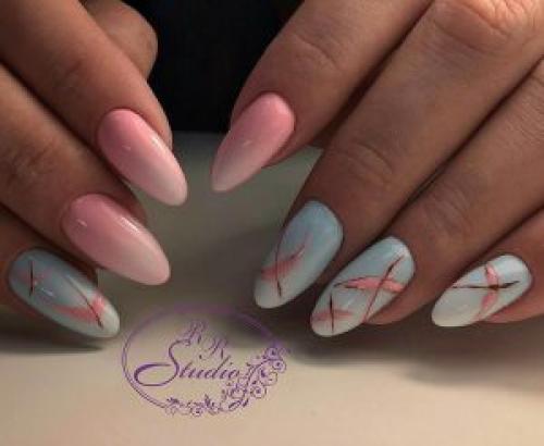 Золотой френч миндаль. Френч на ногтях миндалевидной формы с традиционным расположение «улыбки» (фото)