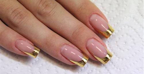 Золото во французском маникюре. Золотой френч: 48 идей, которые смотрятся беспощадно дорого 15 Золото во французском маникюре. Золотой френч: 48 идей, которые смотрятся беспощадно дорого 15