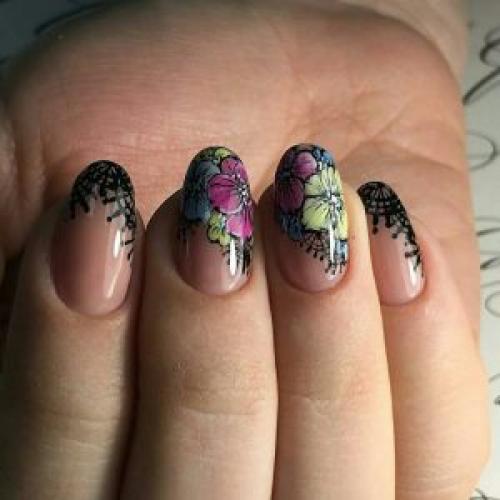 Золотой френч миндаль. Френч на ногтях миндалевидной формы с традиционным расположение «улыбки» (фото)