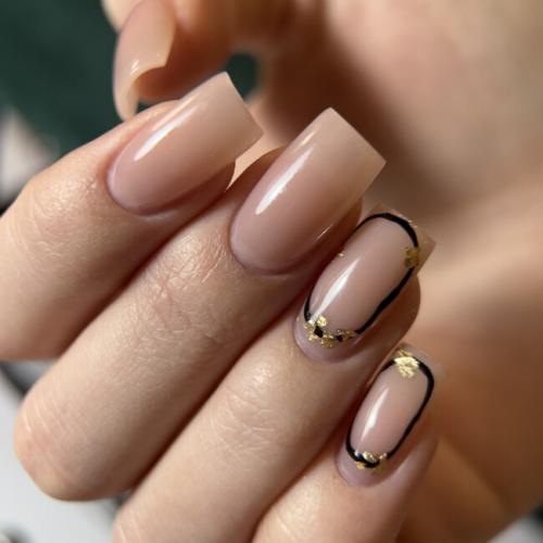 Новые тренды в модном маникюре на ногтях 14 Новые тренды в модном маникюре на ногтях 14