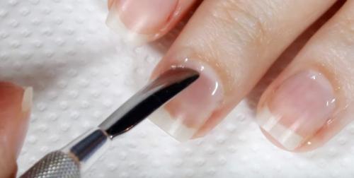 Можно ли делать модный маникюр на ногтях самостоятельно. Самостоятельный европейский маникюр дома