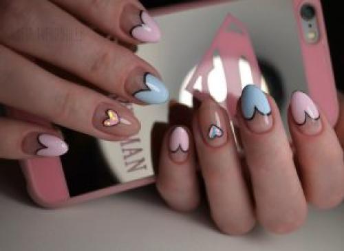 Френч блестками миндаль. Французский маникюр на миндалевидных ногтях: особенности сочетания формы и дизайна