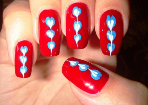 Какие особенности имеют яркие рисунки на ногтях, которые сделаны с помощью лака и иголки. Рисунки на ногтях иголкой