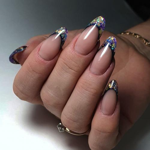 Выкладной френч со стразами. Выкладной френч от «А» до «Я»: все, что хочется узнать, но не у кого спросить. Как создается, кому подходит и какой дизайн можно создать на основе выкладного френча