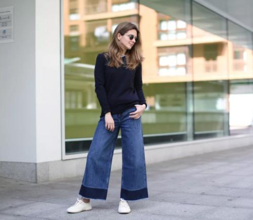 С чем носить рваные джинсы. Фото с рваными джинсами на 2022 29