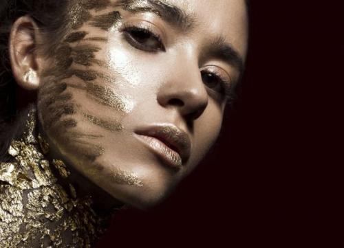 Какие типы скульптора для лица существуют. Как использовать средства для скульптурирования лица?