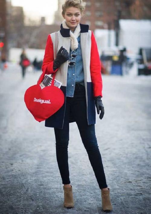 Джинсы скинни 2022. С чем носить джинсы скинни весной 2022: 5 модных сочетаний