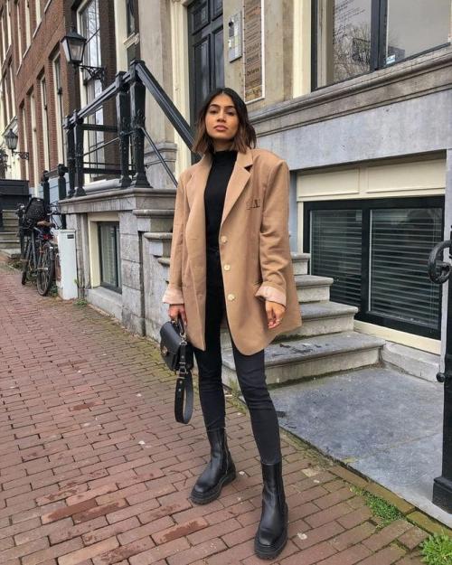 Джинсы скинни 2022. С чем носить джинсы скинни весной 2022: 5 модных сочетаний