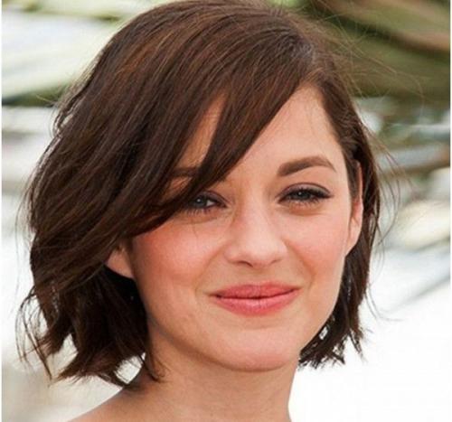 Объемное каре с челкой для тонких волос. Виды каре с челкой на тонкие волосы 01 Объемное каре с челкой для тонких волос. Виды каре с челкой на тонкие волосы 01