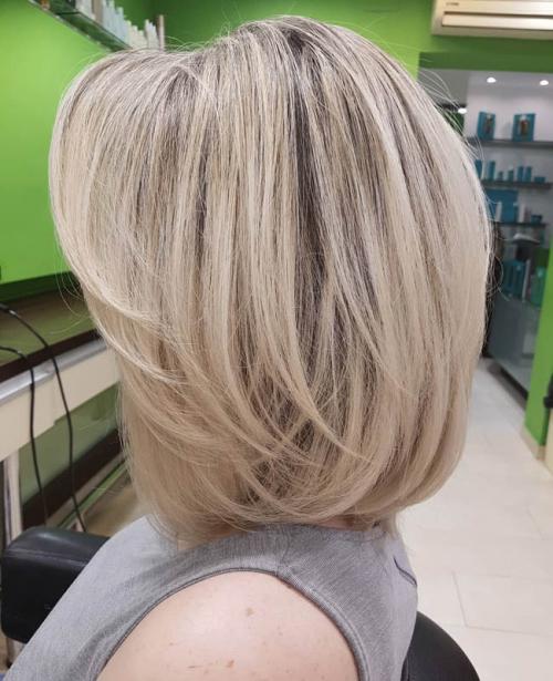 Объемное каре на средние волосы. Кому идет – выбираем по возрасту, форме лица и структуре волос 06 Объемное каре на средние волосы. Кому идет – выбираем по возрасту, форме лица и структуре волос 06