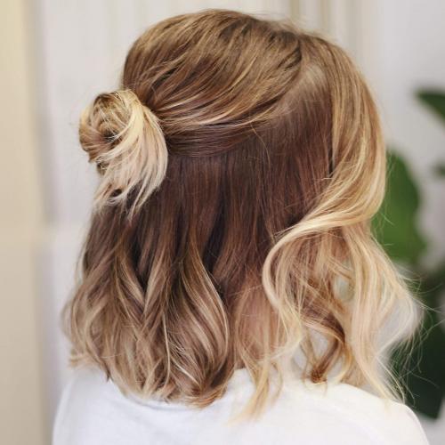 Стильные укладки на каре. Легкие повседневные прически на каре