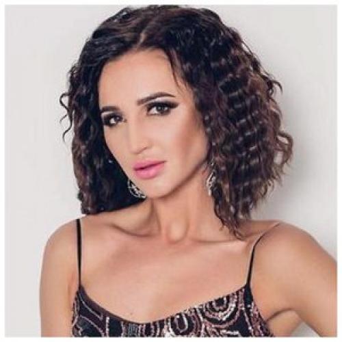 Вечерняя укладка на каре 2021. Прически на каре: виды, идеи, тренды