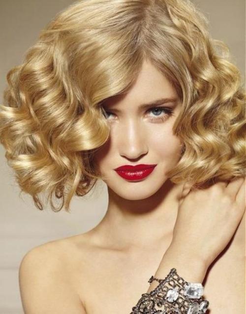 Как сделать кудри на каре на ночь. Вечерние прически на стрижку каре