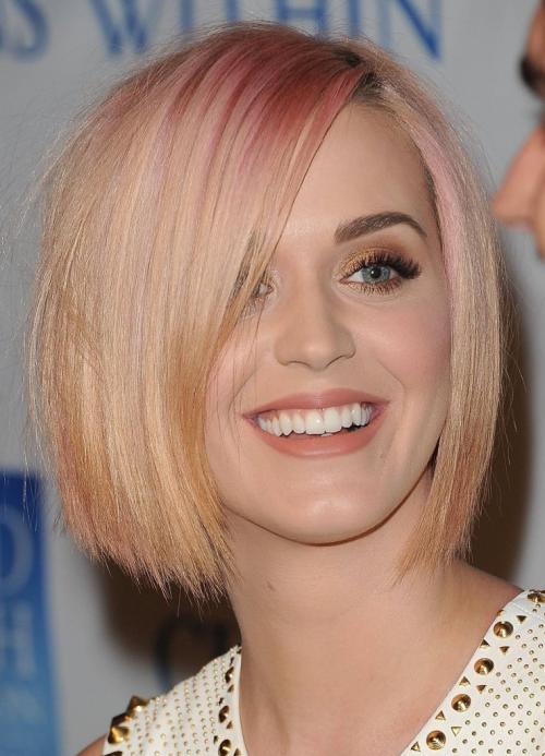 Красивые прически на каре. Прически на каре: красивые идеи, виды, актуальные образы и особенности укладки (115 фото и видео)