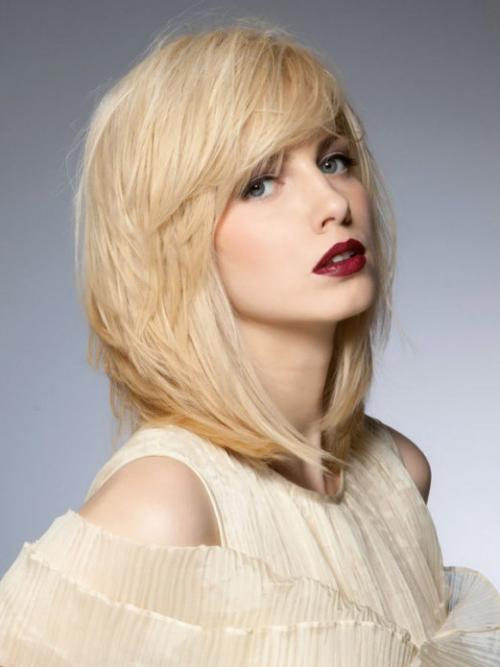 Двойное каре на средние. Кому подходит стрижка двойное каре?