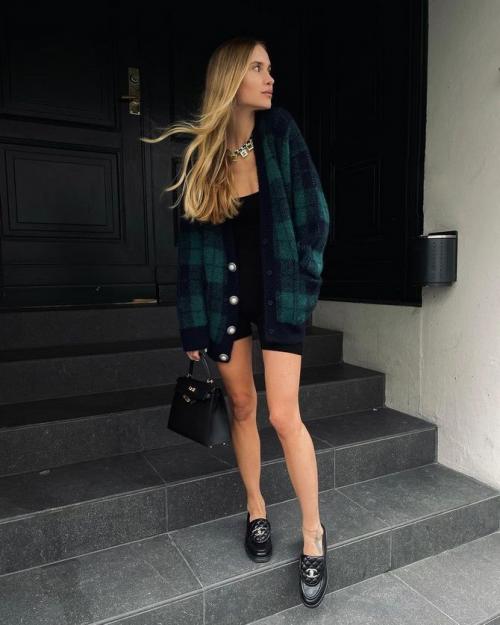 Лоферы с юбкой. Модные лоферы 2021-2022