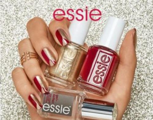 Красный маникюр с камнями и стразами. Особенности маникюра в красных тонах со стразами 09 Красный маникюр с камнями и стразами. Особенности маникюра в красных тонах со стразами 09