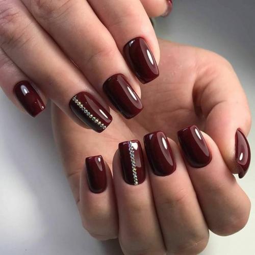 Деловой маникюр шеллаком 2023. Офисный маникюр 2023 года — трендовые и модные тенденции элегантного и стильного делового маникюра + фото