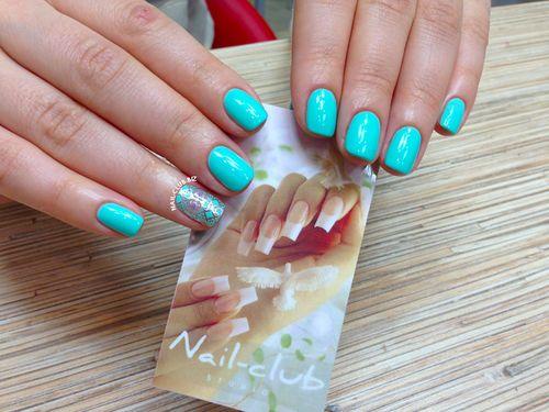 Можно ли делать маникюр шеллаком на короткие ногти самостоятельно. Как сделать шеллак на очень короткие ногти