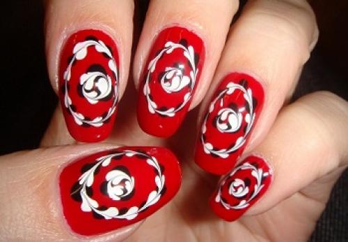 Какие преимущества имеет маникюр иголкой по мокрому лаку. Рисунки на ногтях с помощью иголки