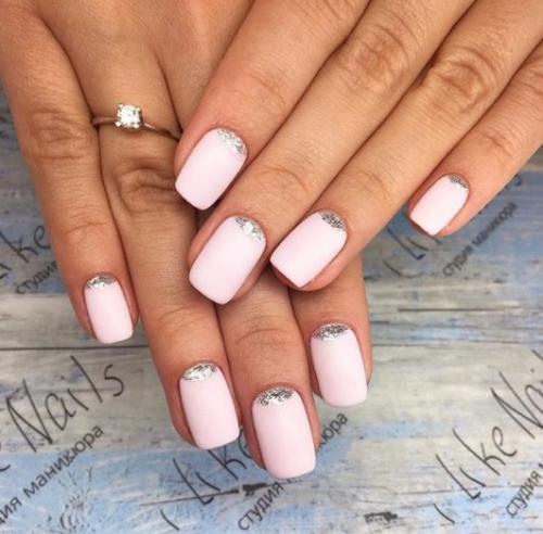 Как правильно нанести розовый лак на ногти, чтобы маникюр вышел ровным и красивым. Розовый маникюр: идеи дизайна